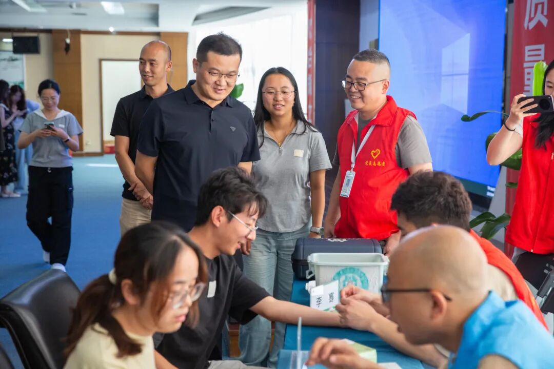 四川海蓉藥業(yè)成功舉辦“關(guān)愛身心，健康同行”大健康共建活動(dòng)